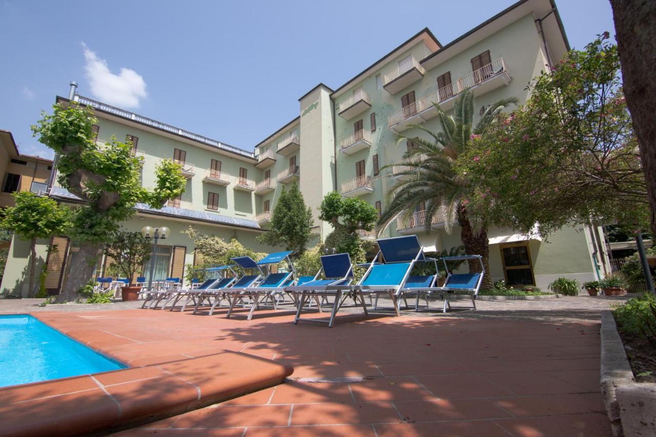 Hg Hotel Cappelli Montecatini Terme Exterior photo