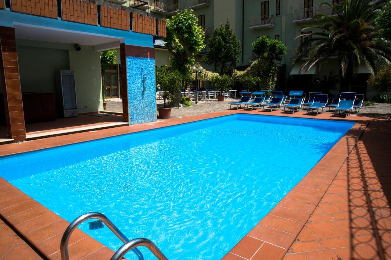 Hg Hotel Cappelli Montecatini Terme Exterior photo